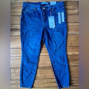 Tahari Women's Kelly Classic Mid-rise Blue Skinny Jeans